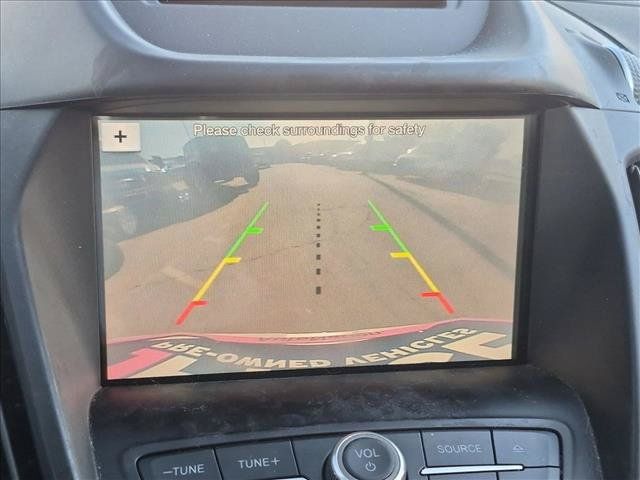 Used 2018 Ford Escape SE w/ SE Sync 3 Package AWD/4WD image 10