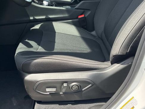 New 2026 Jeep Grand Cherokee Laredo AWD/4WD image 23