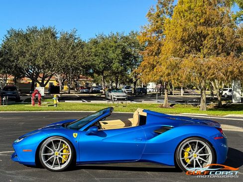 Used 2017 Ferrari 488 Spider image 43