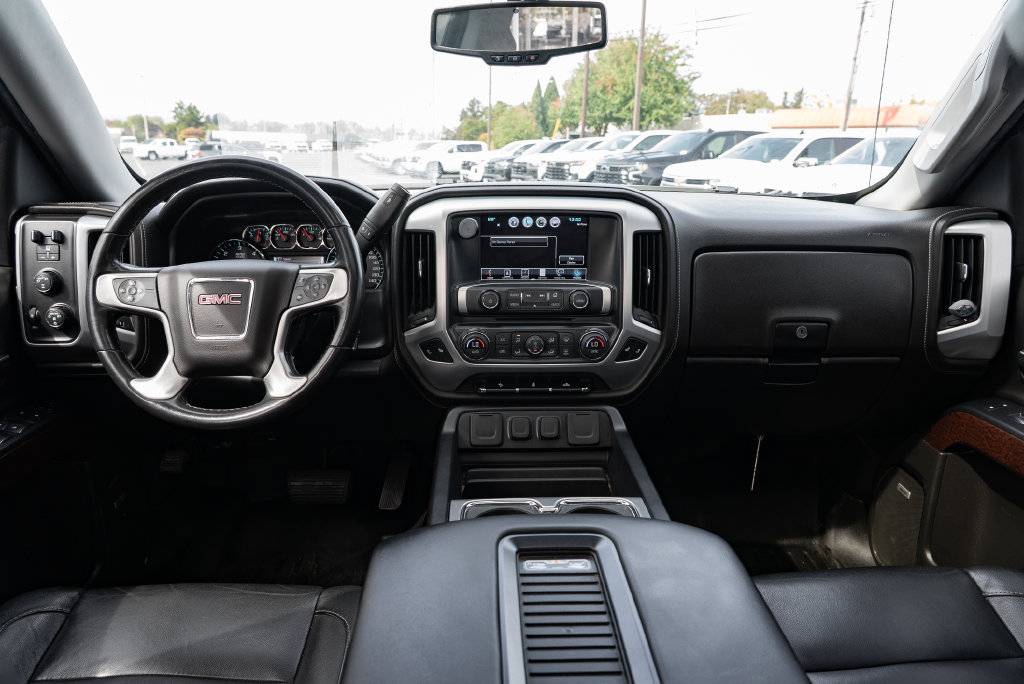 Used 2018 GMC Sierra 1500 SLT w/ SLT Premium Package AWD/4WD image 10