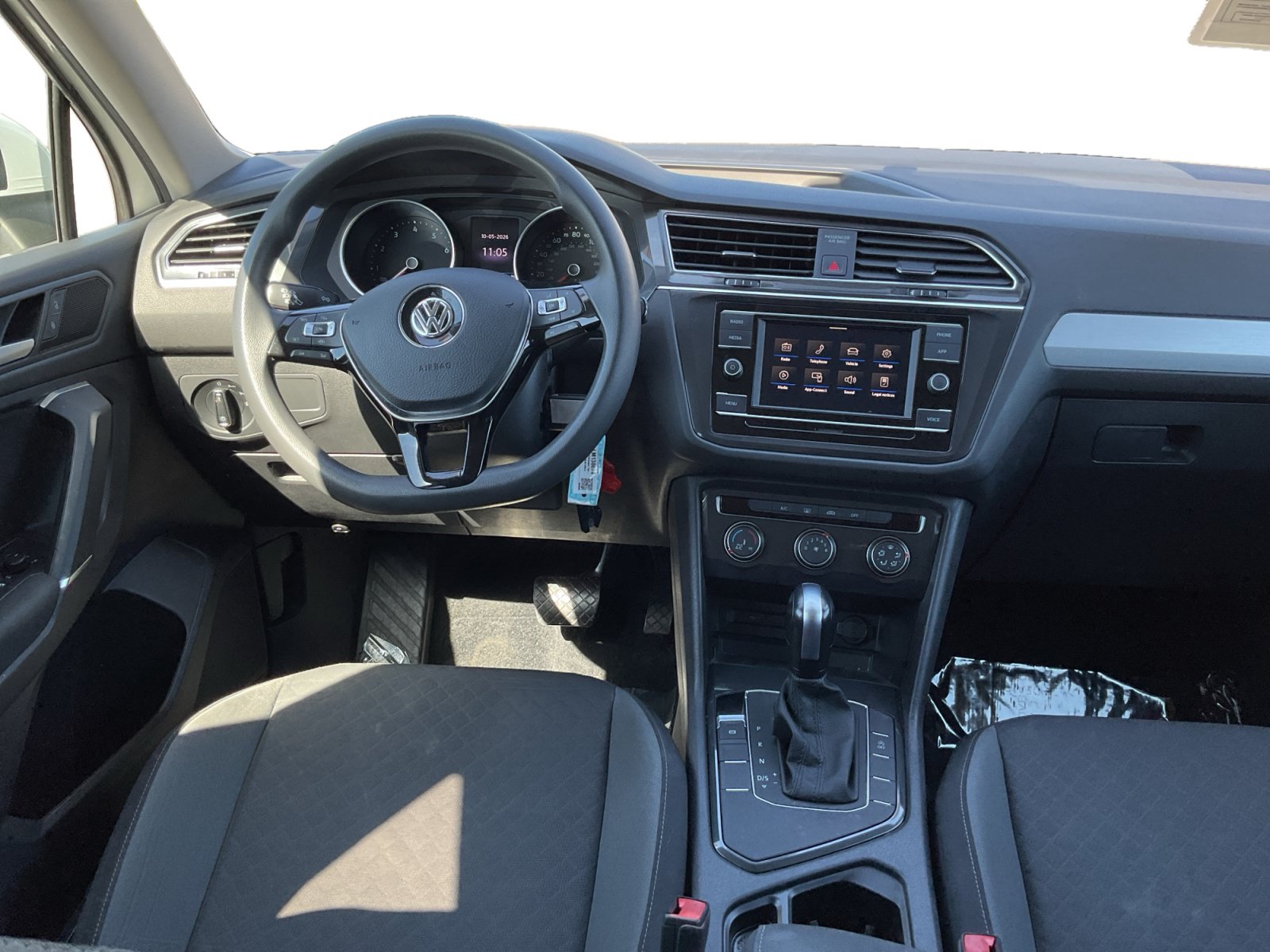 Used 2020 Volkswagen Tiguan S FWD image 14