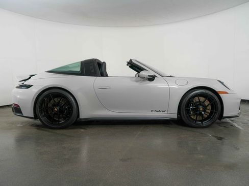 Used 2025 Porsche 911 Targa 4 GTS image 9