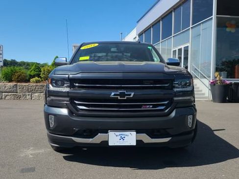 Used 2018 Chevrolet Silverado 1500 LTZ Z71 AWD/4WD image 2