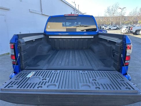 Used 2024 Nissan Frontier Pro-X w/ Pro Convenience Package image 19