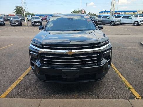 Used 2024 Chevrolet Traverse LT AWD/4WD image 10