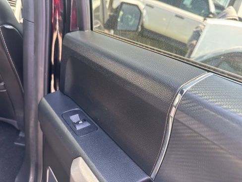 Used 2019 Ford F150 Lariat image 39