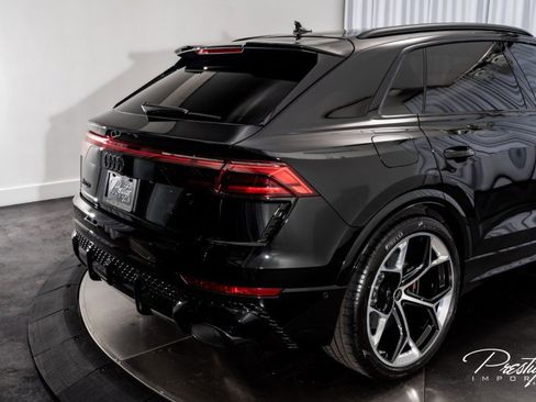 Used 2025 Audi RS Q8 performance image 19