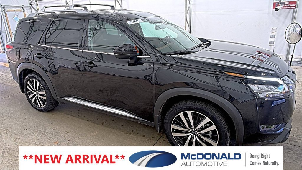 Used 2023 Nissan Pathfinder Platinum AWD/4WD image 1