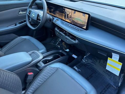 New 2026 Nissan Leaf Platinum+ w/ Cargo Package (Platinum+) FWD image 12