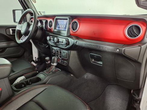 Used 2021 Jeep Wrangler Unlimited Rubicon AWD/4WD image 7