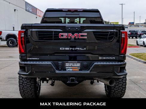 Used 2024 GMC Sierra 2500 Denali w/ Denali Reserve Package image 8