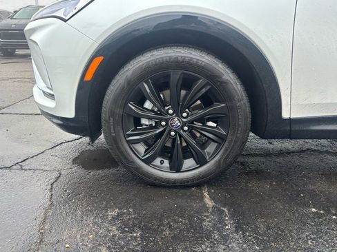 Certified 2024 Buick Envista Sport Touring w/ Convenience I Package image 10