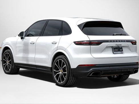 Used 2021 Porsche Cayenne AWD/4WD image 8