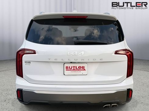 Used 2025 Kia Telluride S FWD image 5