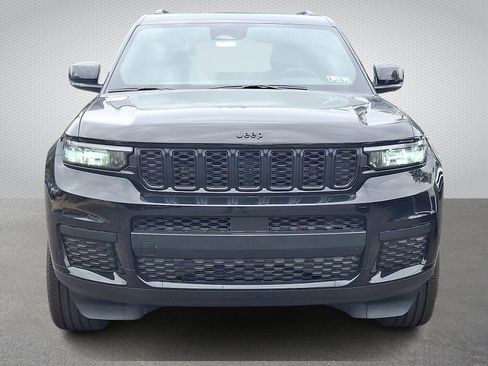 New 2025 Jeep Grand Cherokee L Altitude w/ Trailer Tow Package image 2