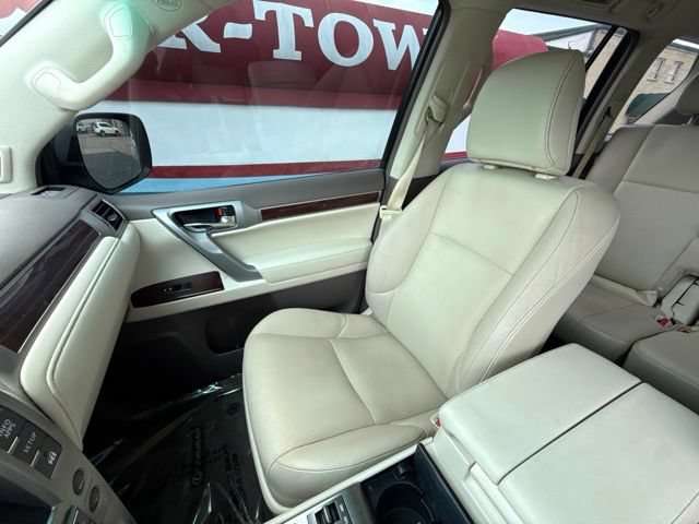 Used 2016 Lexus GX 460 w/ Premium Package AWD/4WD image 17