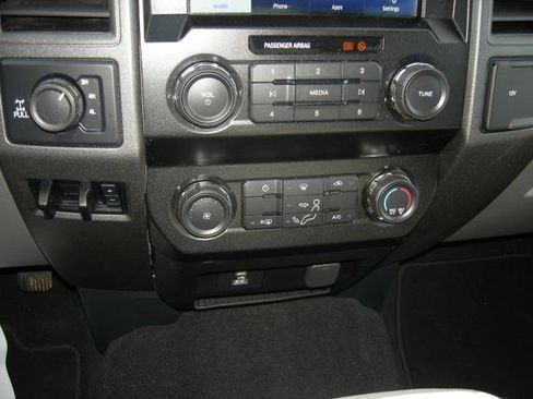 Used 2022 Ford F250 XL w/ STX Appearance Package image 18