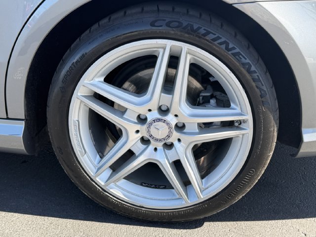 Used 2012 Mercedes-Benz E 350 Sedan image 37