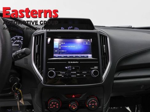 Used 2023 Subaru Forester AWD/4WD image 11