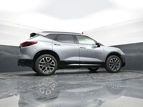 Used 2025 Chevrolet Blazer RS AWD/4WD image 59