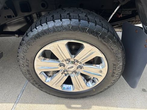 Used 2020 Ford F150 Lariat w/ Equipment Group 502A Luxury AWD/4WD image 15