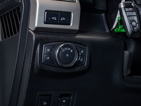 Used 2020 Ford F250 Lariat image 21