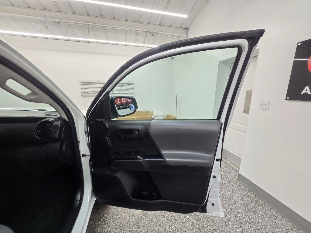 Used 2022 Toyota Tacoma SR RWD image 24
