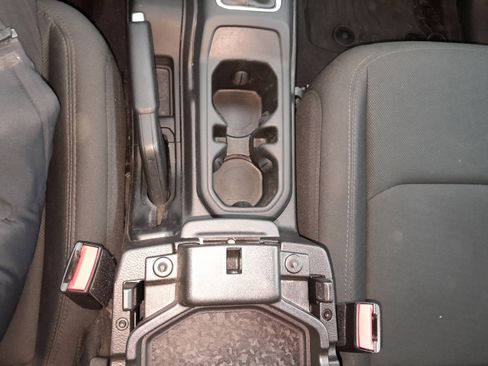 Used 2022 Jeep Gladiator Sport image 24