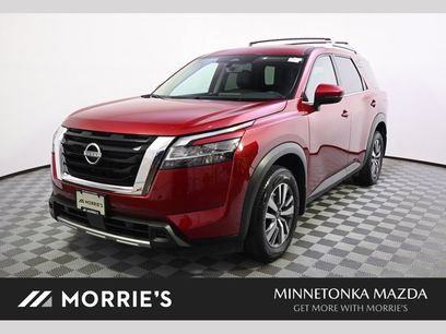 Used 2024 Nissan Pathfinder SL