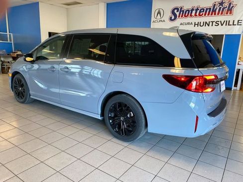 Used 2025 Honda Odyssey Sport-L image 6