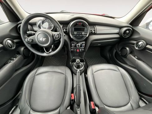 Used 2015 MINI Cooper 4-Door Hardtop image 10