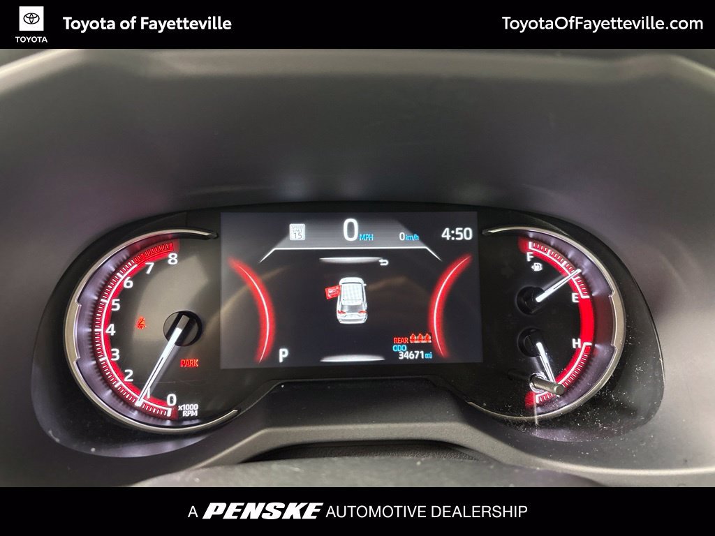Certified 2025 Toyota RAV4 LE FWD image 32