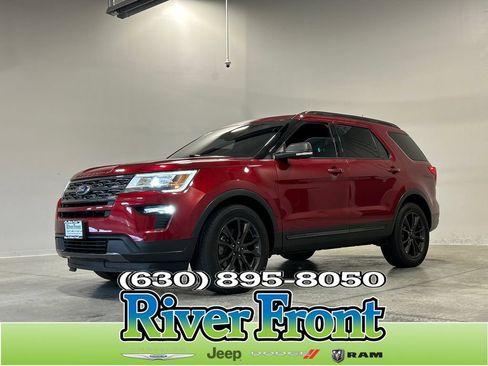 Used 2018 Ford Explorer XLT w/ Equipment Group 202A AWD/4WD image 1