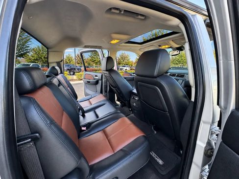 Used 2008 GMC Sierra 1500 SLT w/ All-Terrain Package RWD image 27