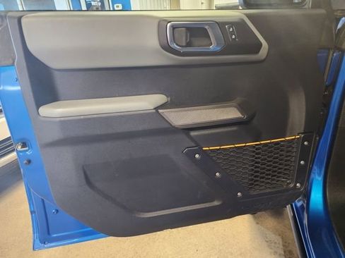 Used 2021 Ford Bronco Badlands image 10