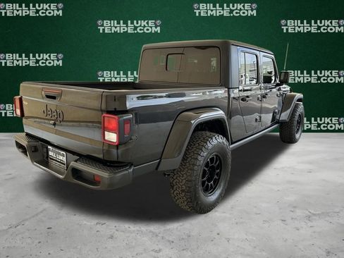 Used 2022 Jeep Gladiator Willys image 8