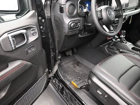 New 2026 Jeep Gladiator Rubicon AWD/4WD image 8