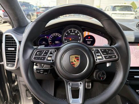 Used 2021 Porsche Cayenne Turbo AWD/4WD image 27