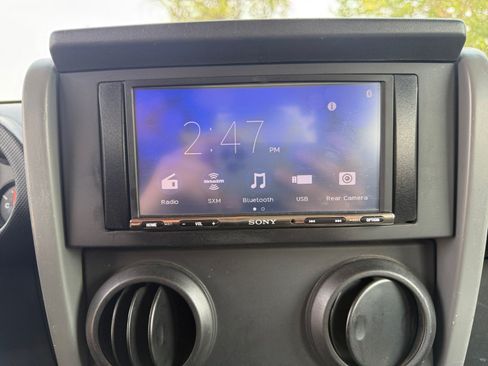 Used 2008 Jeep Wrangler X AWD/4WD image 27