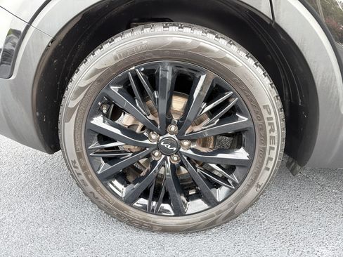 Used 2022 Kia Telluride SX w/ Towing Package FWD image 31