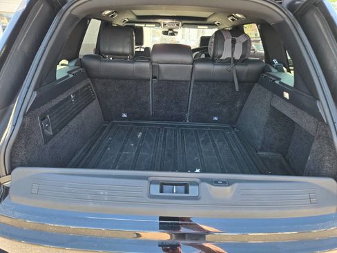 Used 2017 Land Rover Range Rover HSE image 26