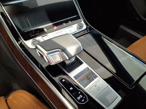 Certified 2025 Audi A8 L 3.0T w/ Executive Package AWD/4WD image 14