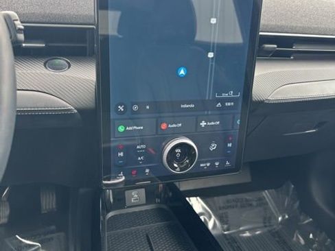 Used 2021 Ford Mustang Mach-E Premium image 23