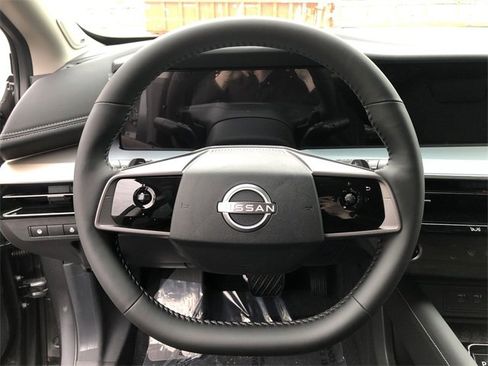 Certified 2025 Nissan Murano SL image 33