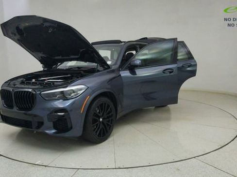 Used 2022 BMW X5 xDrive40i w/ M Sport Package AWD/4WD image 71