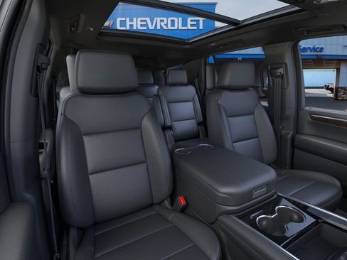 New 2026 Chevrolet Tahoe Z71 image 17