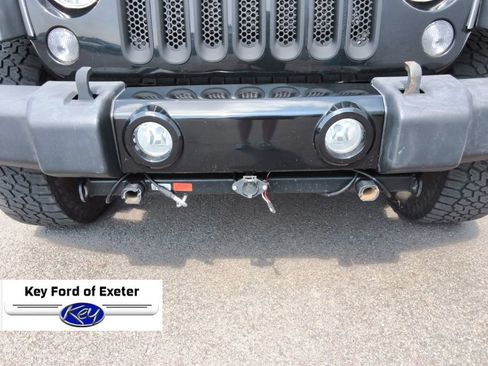 Used 2015 Jeep Wrangler Sport AWD/4WD image 5