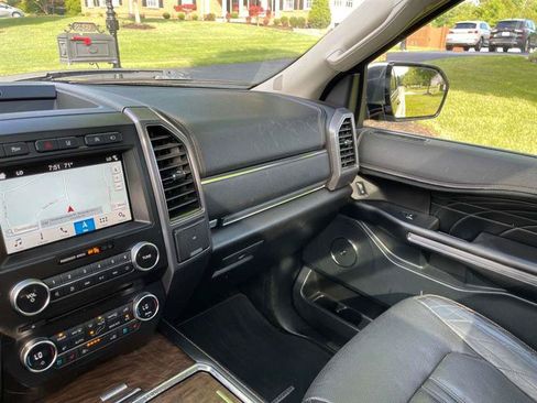 Used 2018 Ford Expedition Max Platinum AWD/4WD image 77
