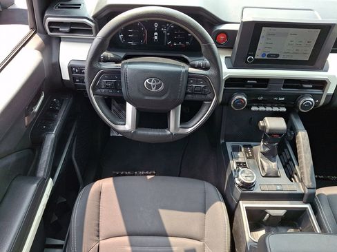 Used 2024 Toyota Tacoma TRD Off-Road AWD/4WD image 22