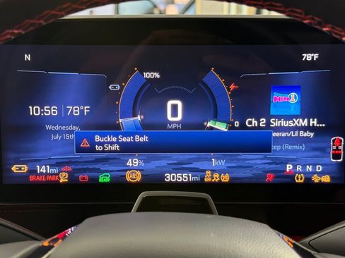 Used 2025 Chevrolet Blazer EV RS w/ Super Cruise Package FWD image 23